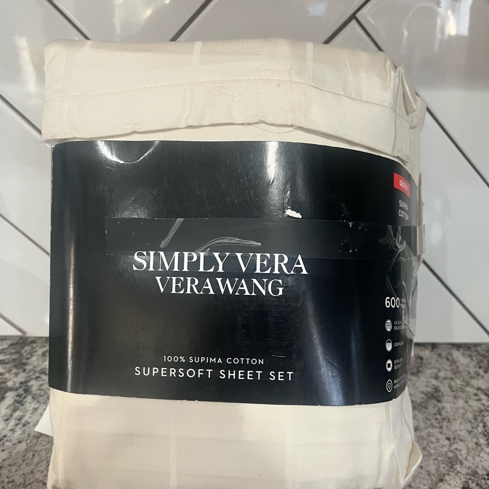 Simply Vera Wang 600 TC Queen Supima Cotton Sheet Set ~ White Oth
